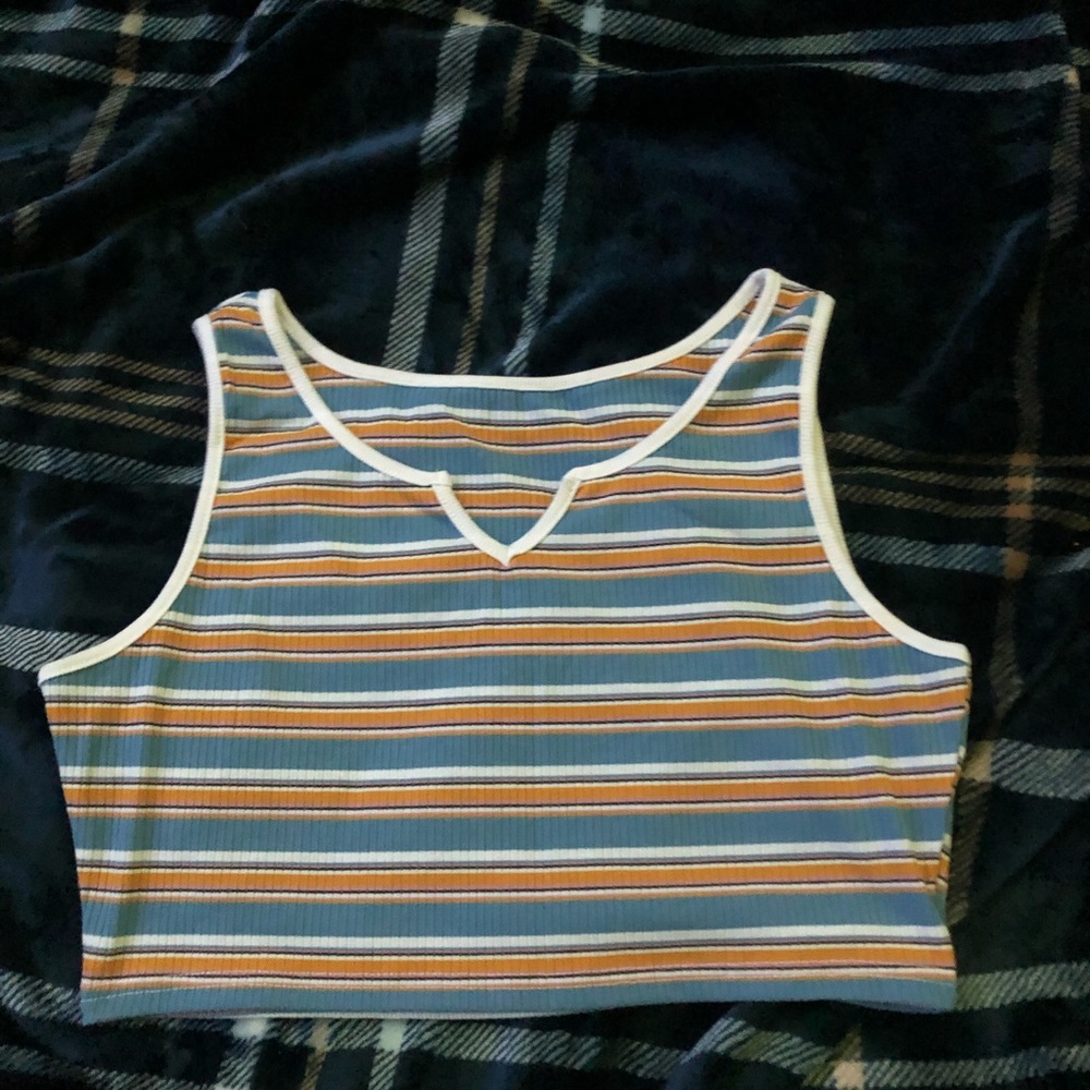 crop top